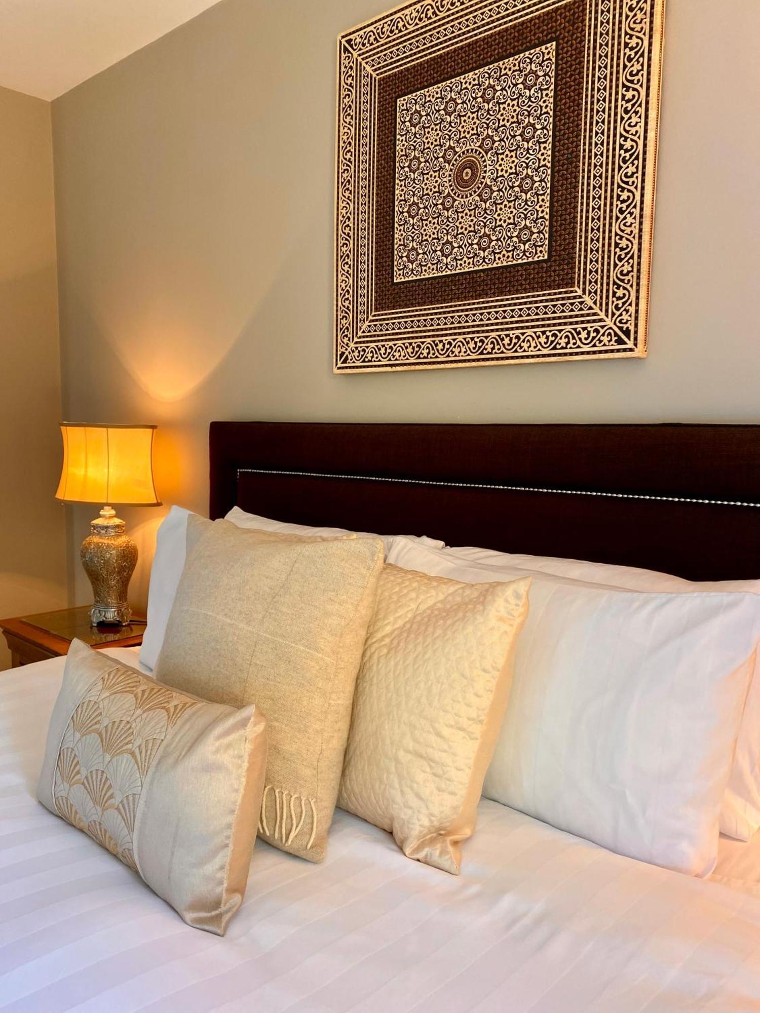롬지 The Nook At Hillbrow 빌라 외부 사진